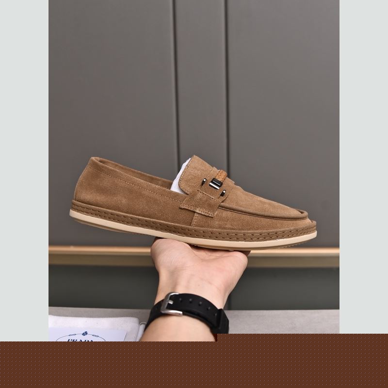 Pra*a leather shoes